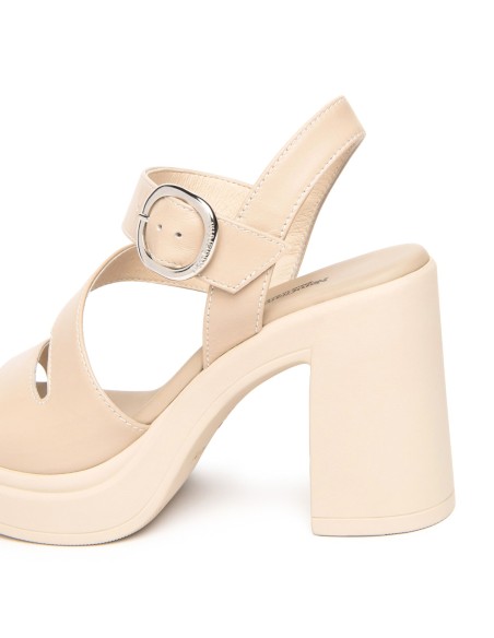 Nero Giardini sandalo in pelle con tacco alto